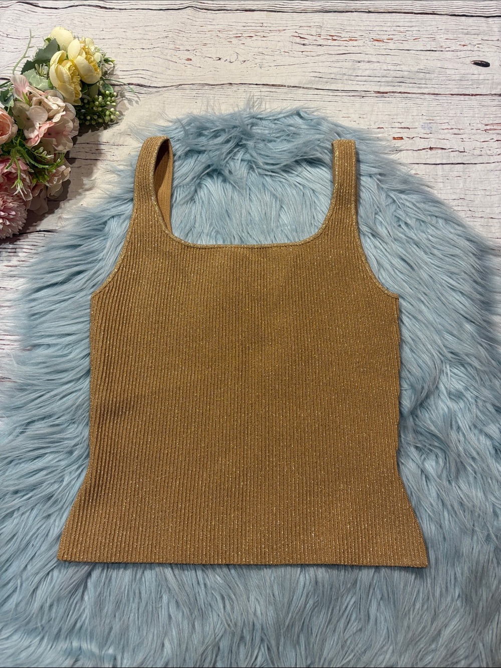 Aritzia Babaton Gold Shimmer Sculpt Knit Squareneck Tank